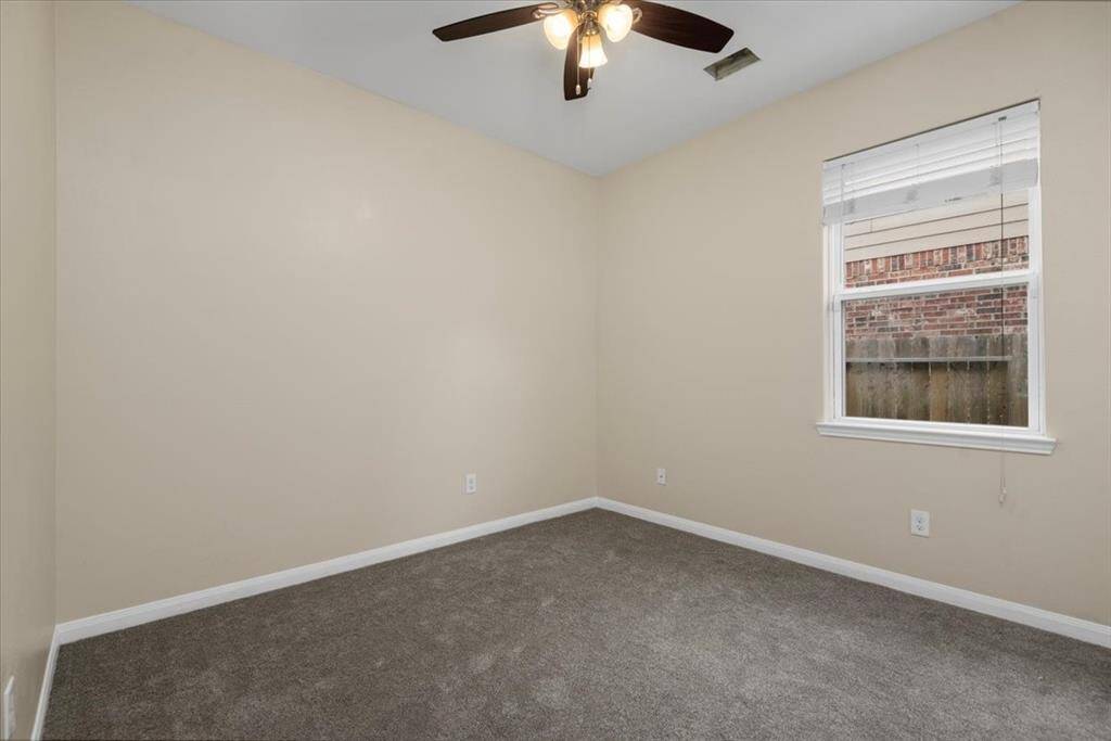 Secondary bedroom 2