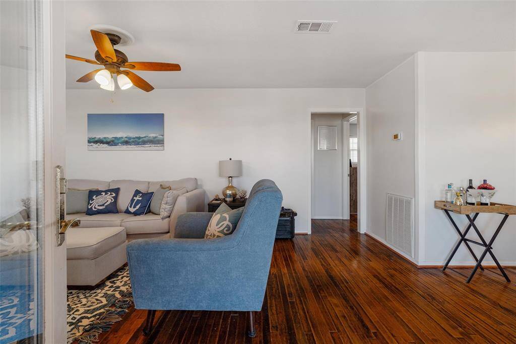 View of the living area and those beautiful floors from the entry