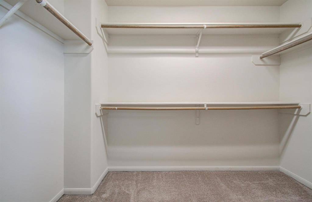 Walk in closet