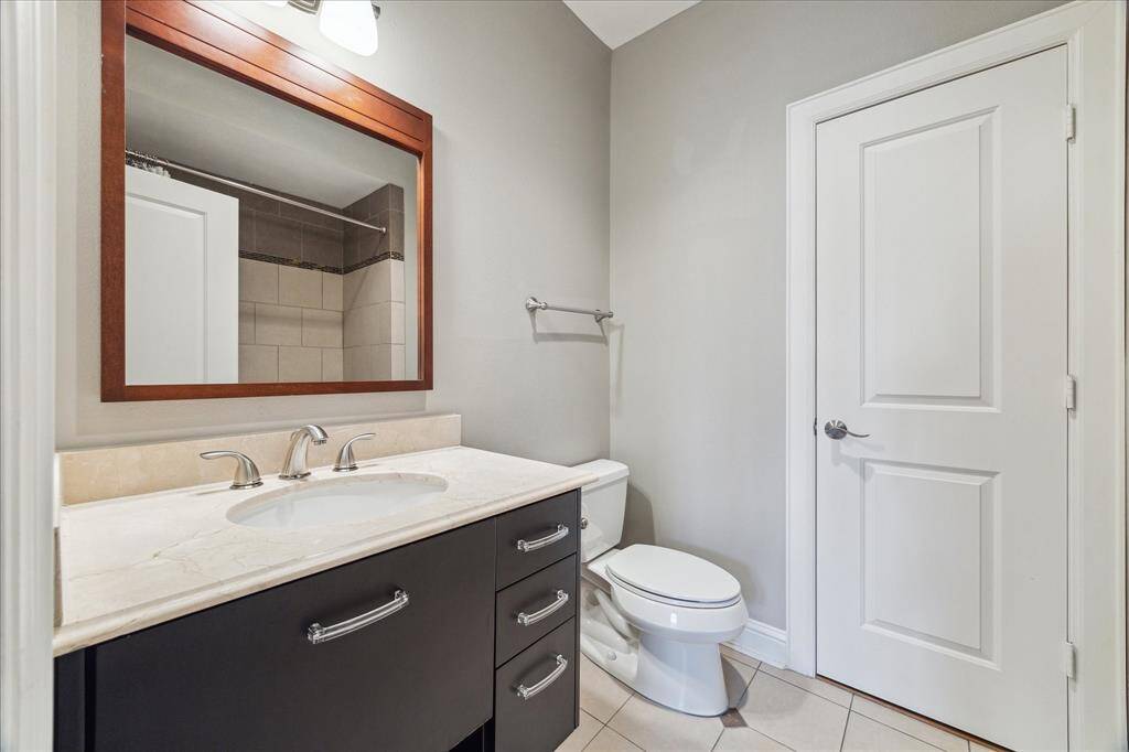 Third floor: The luxurious en suite bath is elegantly appointed and has been meticulously maintained, offering a refined space designed for comfort and relaxation.