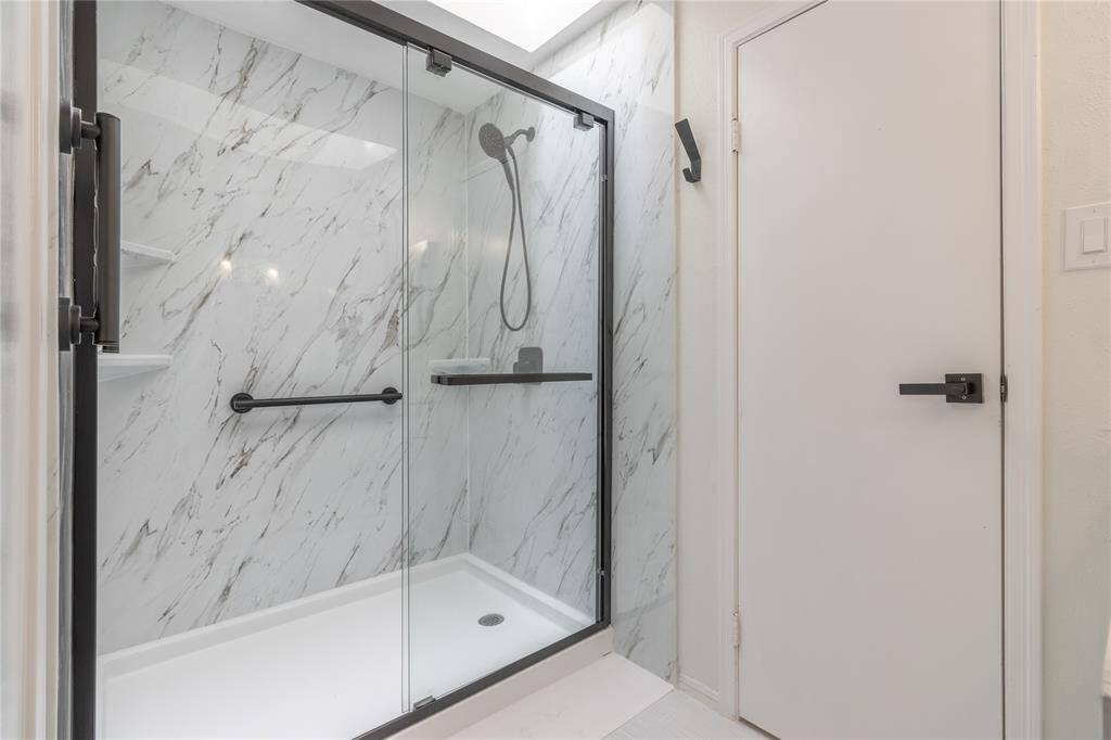 Primary Bath1