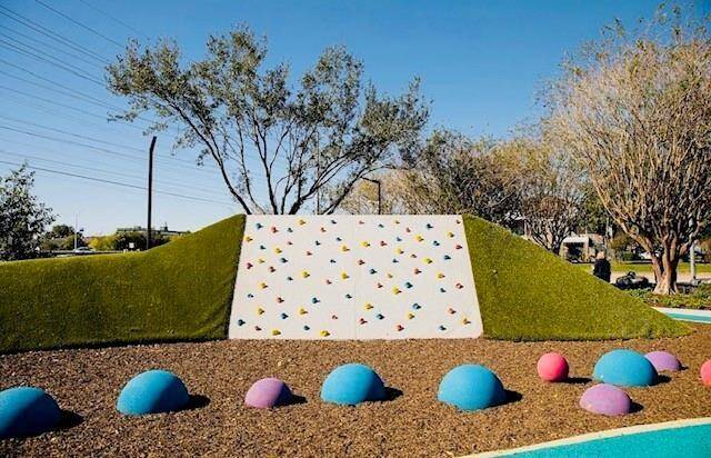 Woodchase Park