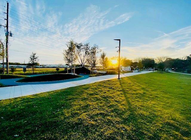 Woodchase Park