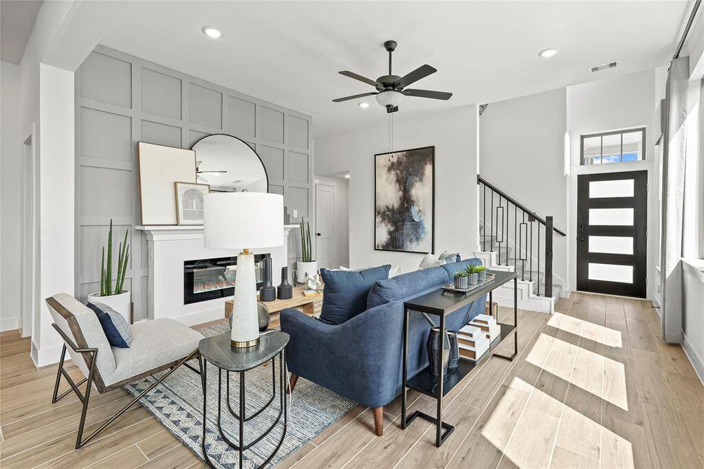 Photos are REPRESENTATIVE of the home /floor plan and are NOT of the actual home. Selections, features, and room options may vary.