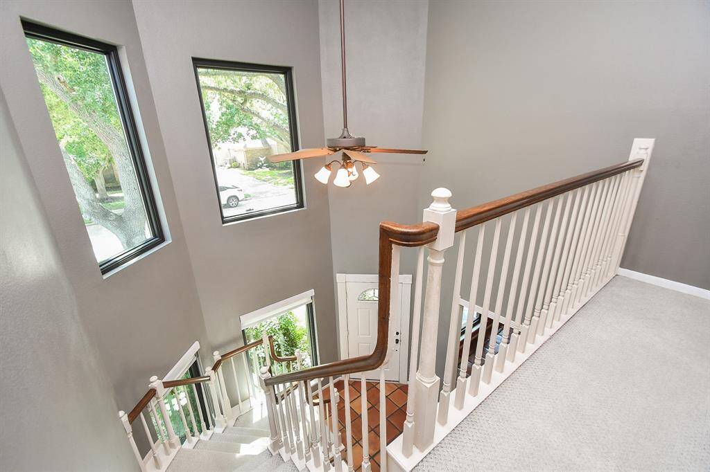 Let's go upstairs!