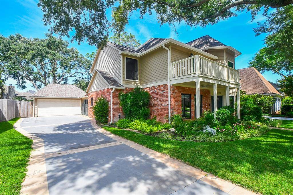Come visit 1023 Goldfinch!  You won't be disappointed!