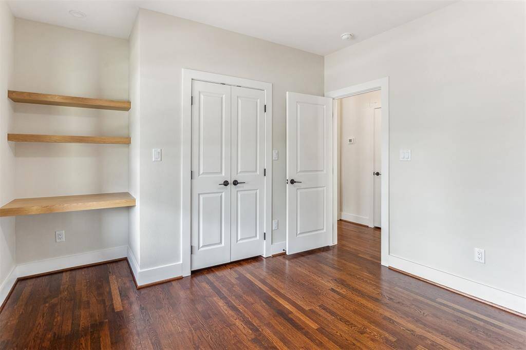 Half bathroom conveniently located off hallway