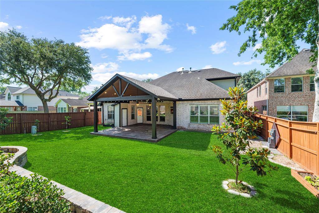 An installed mosquito misting system significantly enhances comfort by keeping pesky insects at bay. It allows you to enjoy outdoor spaces more freely, whether relaxing, dining, or entertaining.