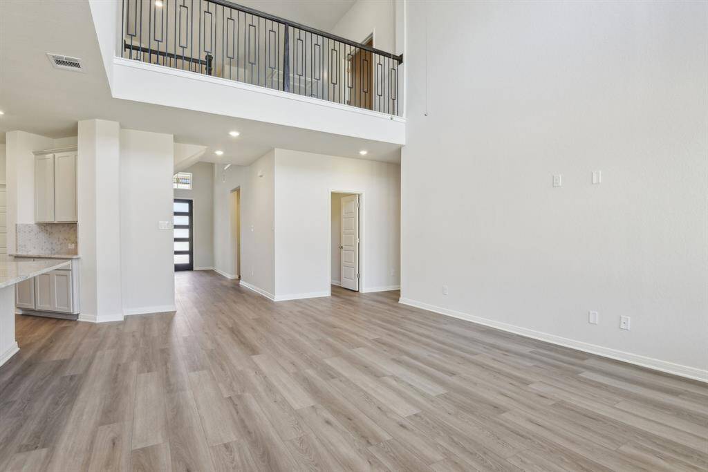 Photo is not of the actual home but is an inspirational photo of builder’s model home and may depict options, furnishings, and/or decorator features that are not included.
