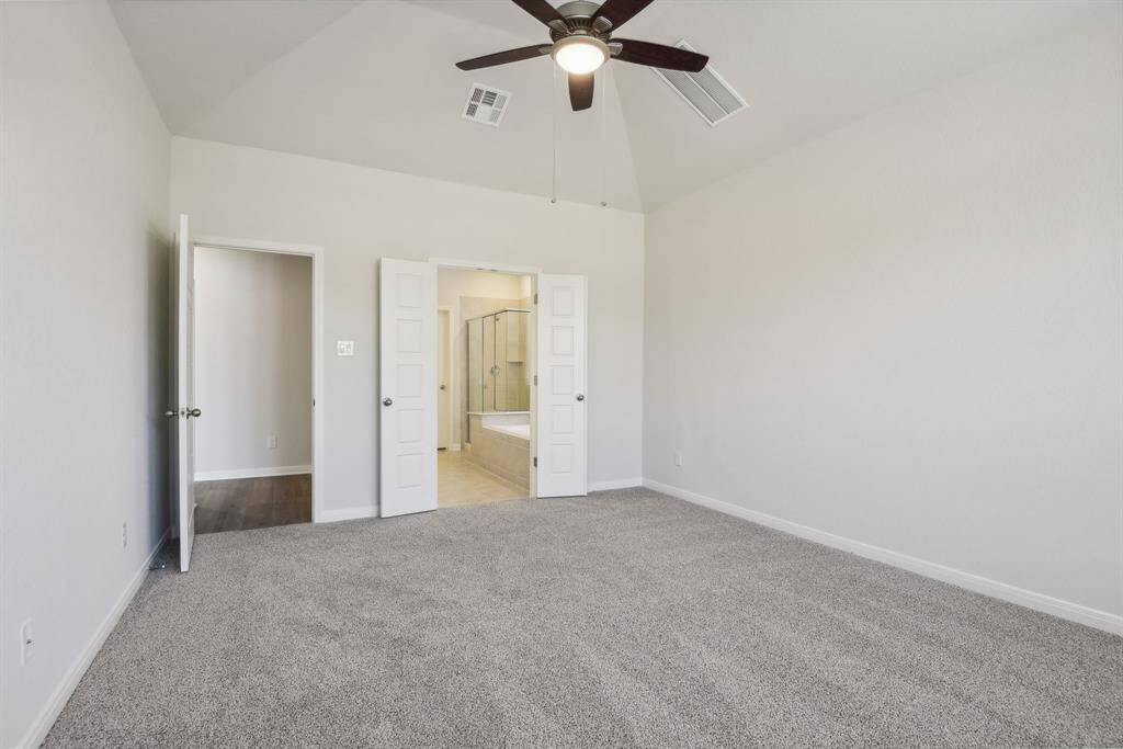 Photo is not of the actual home but is an inspirational photo of builder’s model home and may depict options, furnishings, and/or decorator features that are not included.