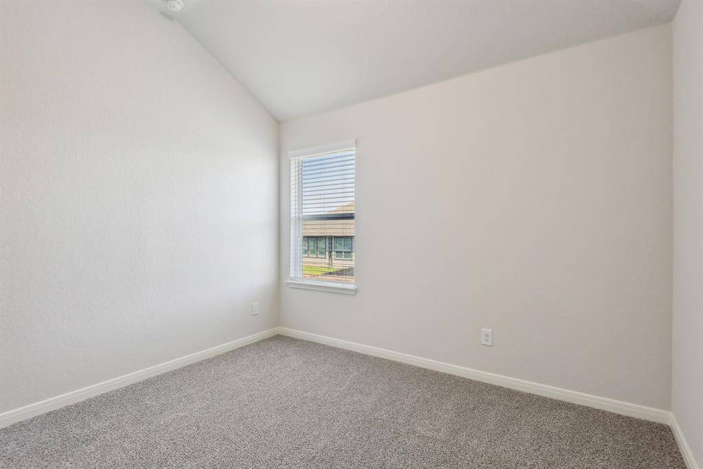Photo is not of the actual home but is an inspirational photo of builder’s model home and may depict options, furnishings, and/or decorator features that are not included.