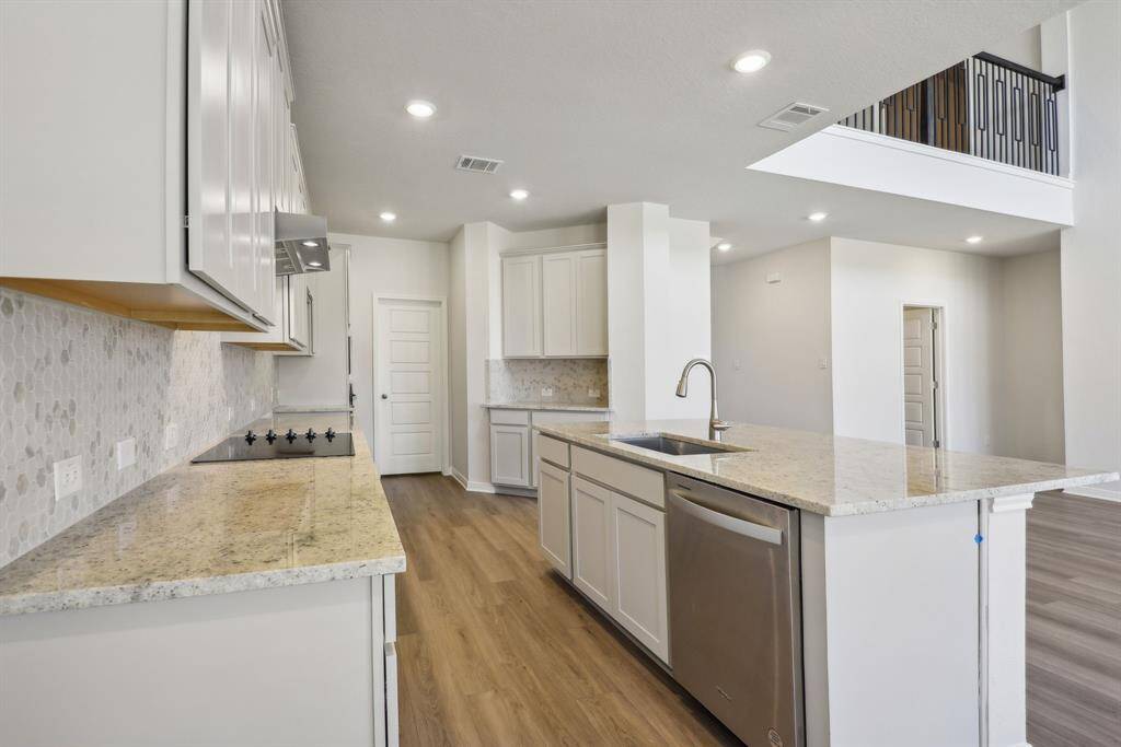 Photo is not of the actual home but is an inspirational photo of builder’s model home and may depict options, furnishings, and/or decorator features that are not included.