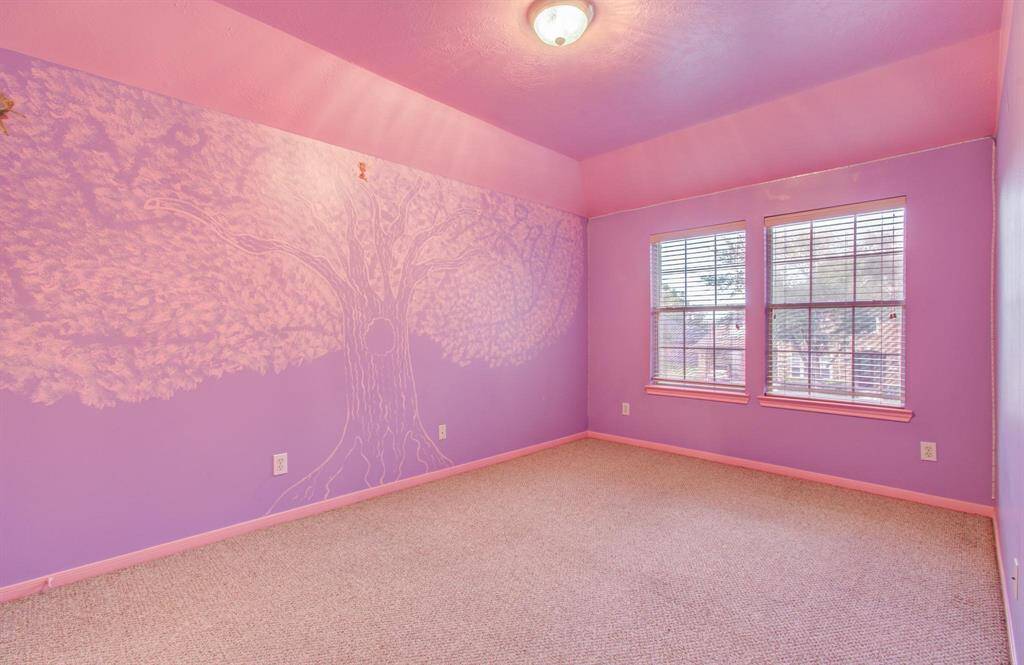 A little princess bedroom