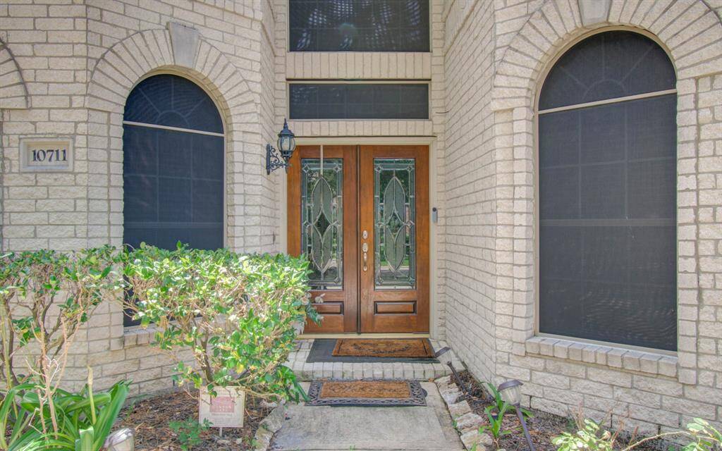 Solar Screens at every window. Double door entry