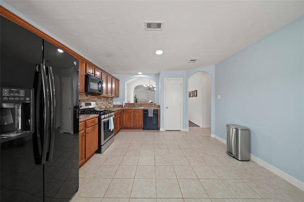 Huge kitchen