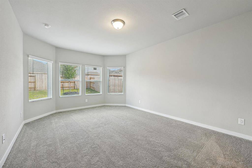 Photo is not of the actual home but is an inspirational photo of builder’s model home and may depict options, furnishings, and/or decorator features that are not included.