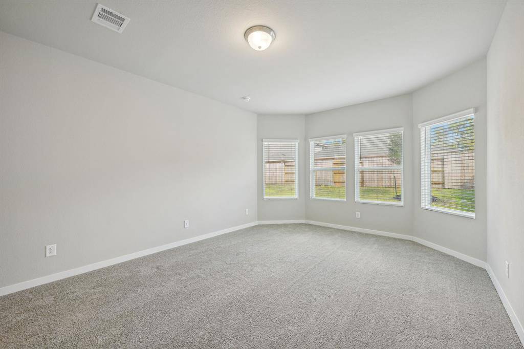 Photo is not of the actual home but is an inspirational photo of builder’s model home and may depict options, furnishings, and/or decorator features that are not included.