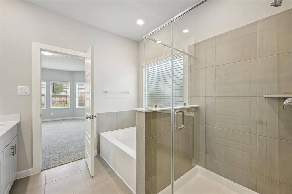 Photo is not of the actual home but is an inspirational photo of builder’s model home and may depict options, furnishings, and/or decorator features that are not included.