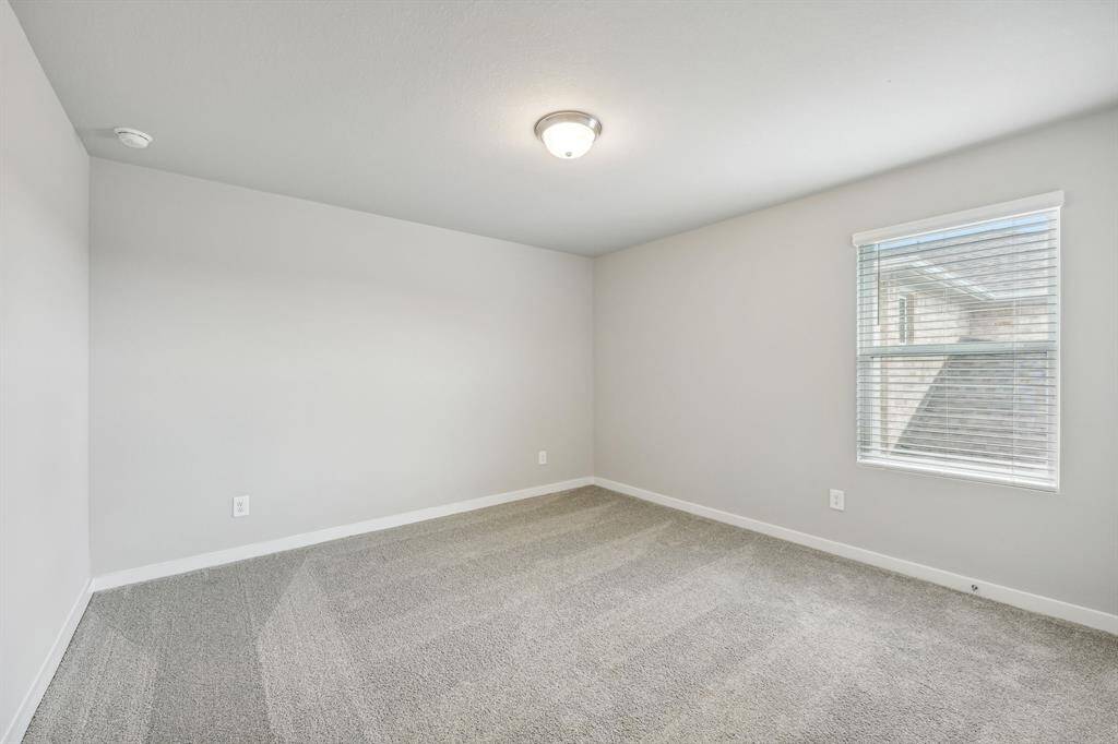 Photo is not of the actual home but is an inspirational photo of builder’s model home and may depict options, furnishings, and/or decorator features that are not included.