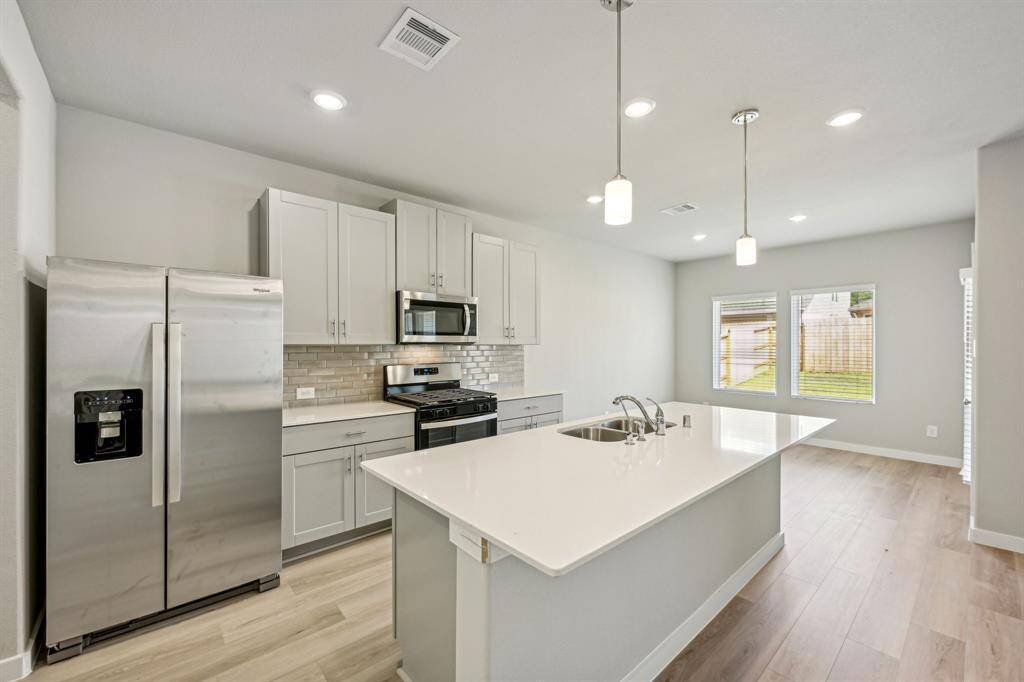 Photo is not of the actual home but is an inspirational photo of builder’s model home and may depict options, furnishings, and/or decorator features that are not included.