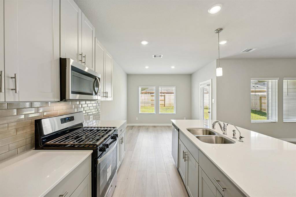 Photo is not of the actual home but is an inspirational photo of builder’s model home and may depict options, furnishings, and/or decorator features that are not included.