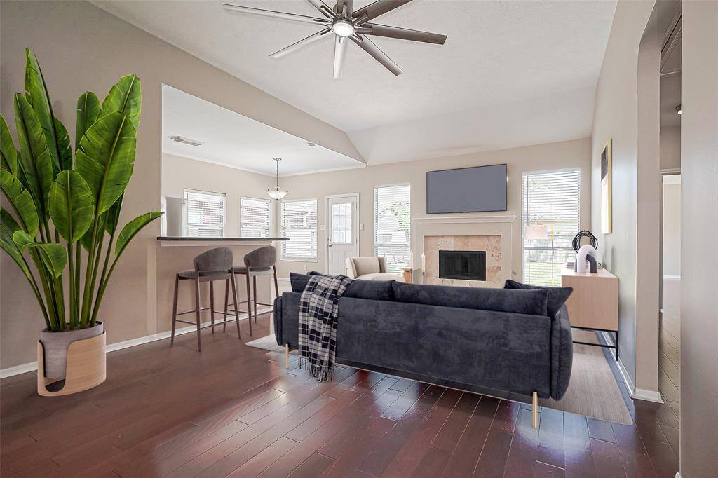 This photo of the Family Room is   VIRTUALLY STAGED