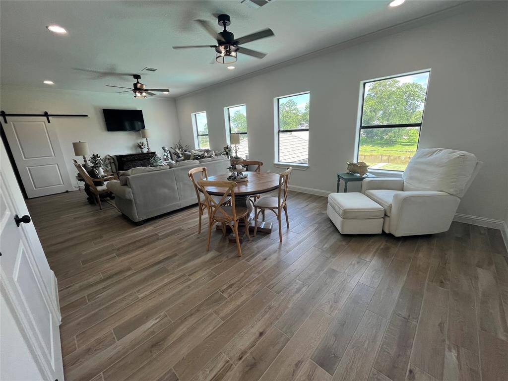 Huge gameroom that overlooks the lake.