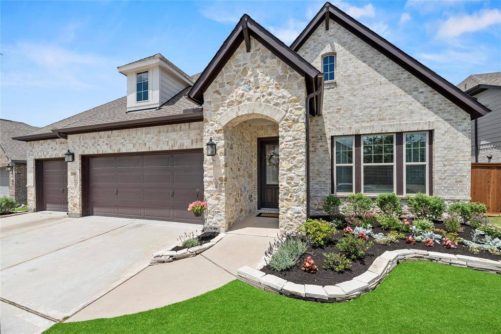 This home could be all yours! 11819 Dockside Shores Drive.