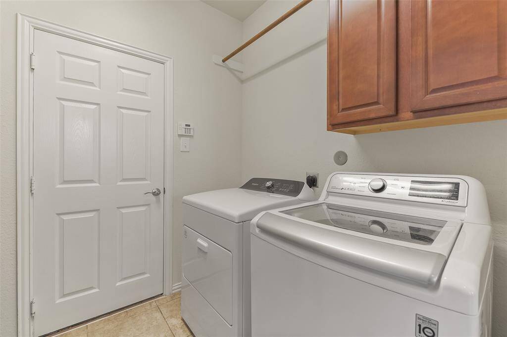 Utility Room (downstairs)