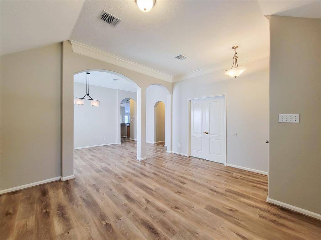 Very open floor plan connecting both Formals.
