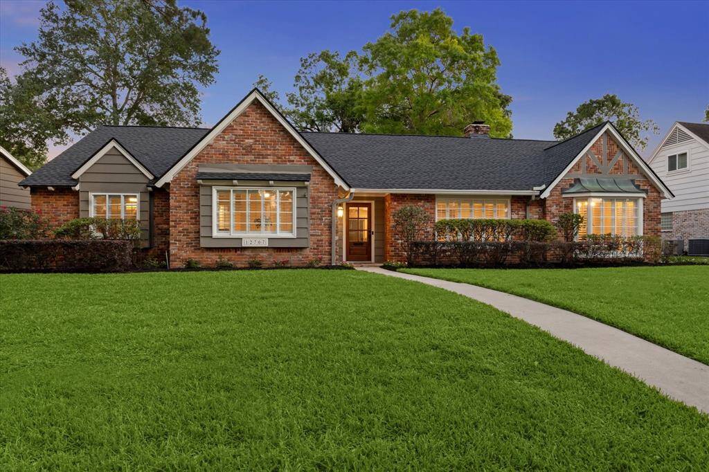 This beautifully updated home combines modern upgrades with thoughtful design throughout—offering spacious living areas, versatile rooms, and seamless indoor-outdoor flow to meet your lifestyle needs.