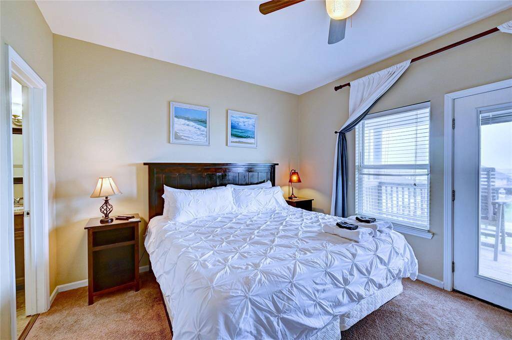 Primary suite.
