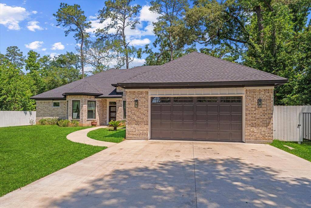 You'll love this oversized 2-car garage and wide driveway.