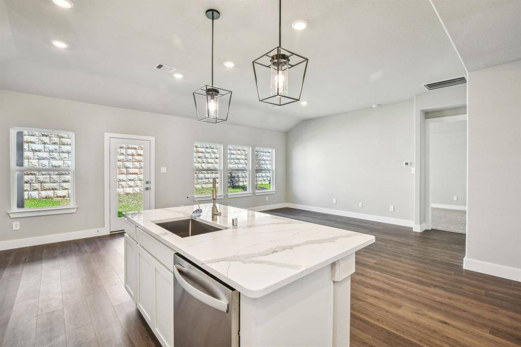 Photo is not of the actual home but is an inspirational photo of builder’s model home and may depict options, furnishings, and/or decorator features that are not included.