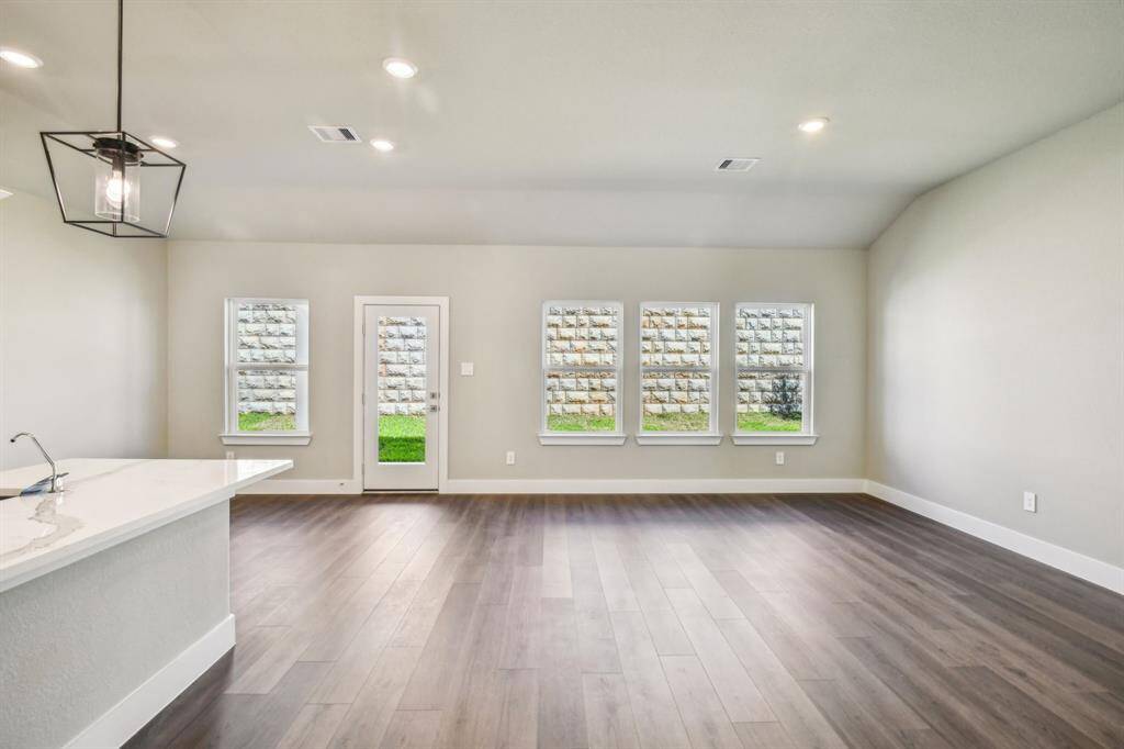 Photo is not of the actual home but is an inspirational photo of builder’s model home and may depict options, furnishings, and/or decorator features that are not included.