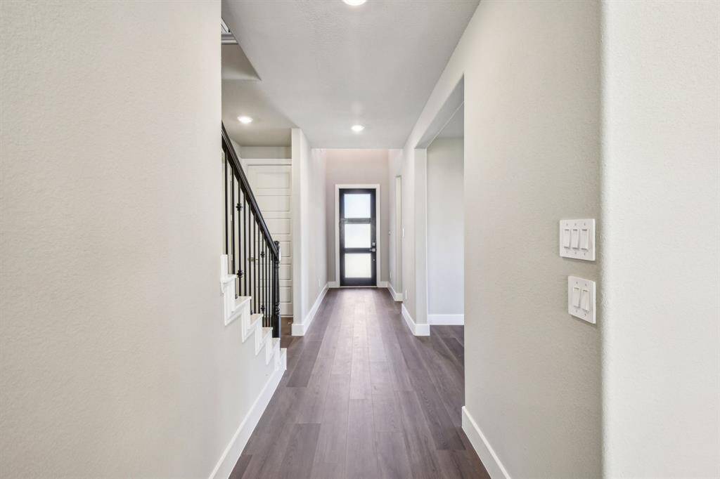 Photo is not of the actual home but is an inspirational photo of builder’s model home and may depict options, furnishings, and/or decorator features that are not included.