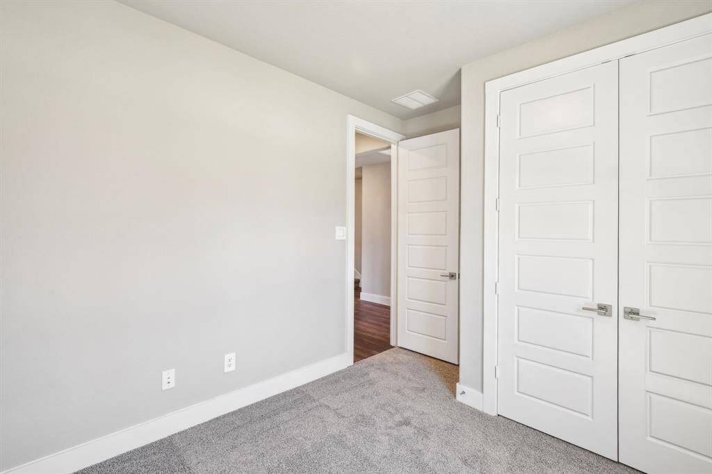 Photo is not of the actual home but is an inspirational photo of builder’s model home and may depict options, furnishings, and/or decorator features that are not included.