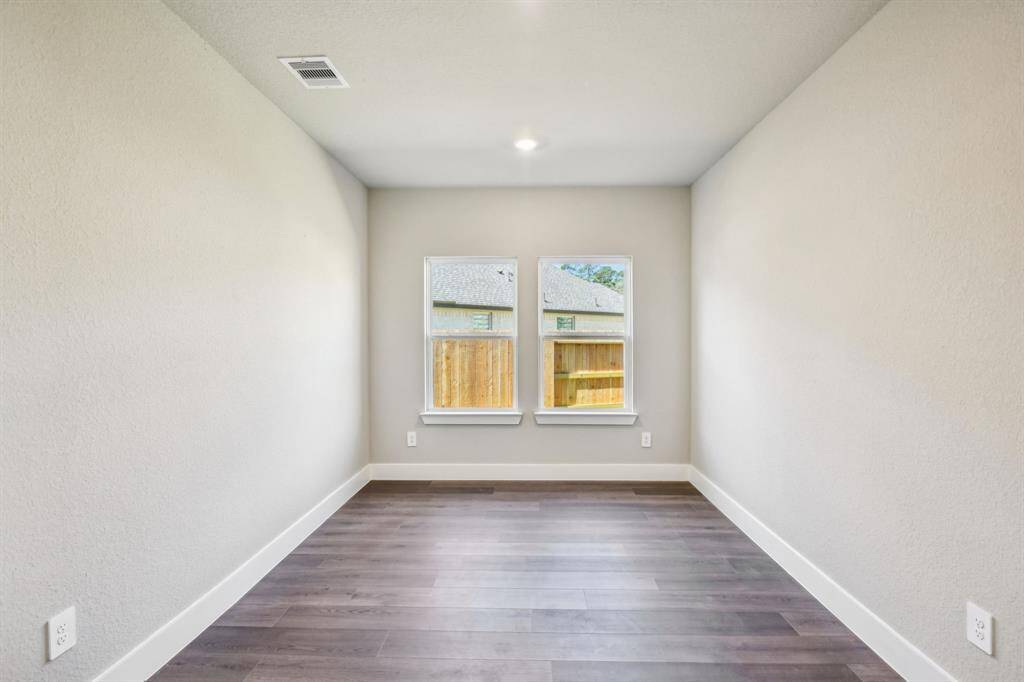 Photo is not of the actual home but is an inspirational photo of builder’s model home and may depict options, furnishings, and/or decorator features that are not included.