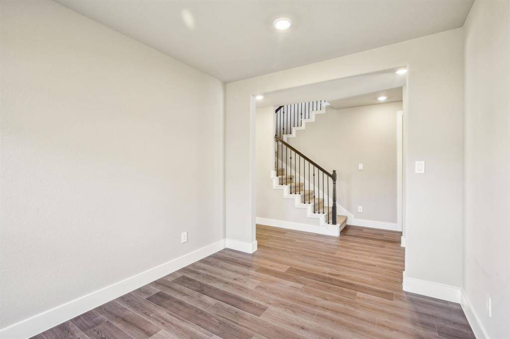 Photo is not of the actual home but is an inspirational photo of builder’s model home and may depict options, furnishings, and/or decorator features that are not included.