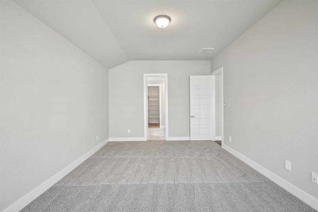 Photo is not of the actual home but is an inspirational photo of builder’s model home and may depict options, furnishings, and/or decorator features that are not included.
