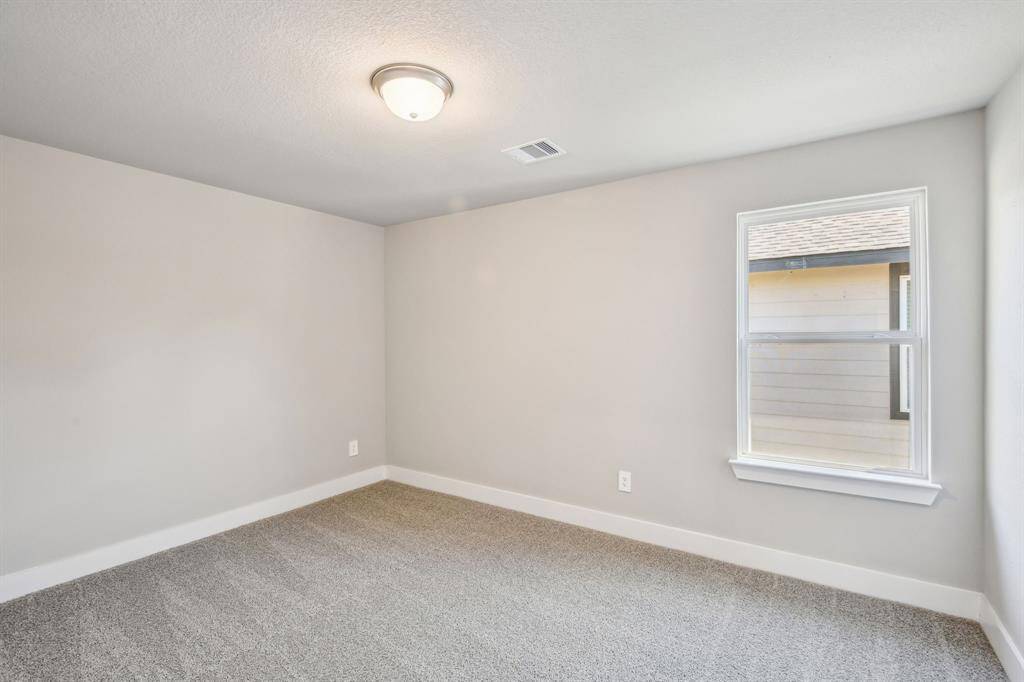 Photo is not of the actual home but is an inspirational photo of builder’s model home and may depict options, furnishings, and/or decorator features that are not included.