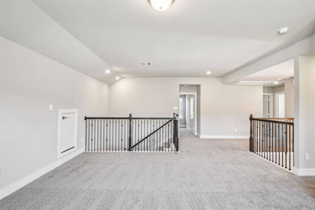 Photo is not of the actual home but is an inspirational photo of builder’s model home and may depict options, furnishings, and/or decorator features that are not included.