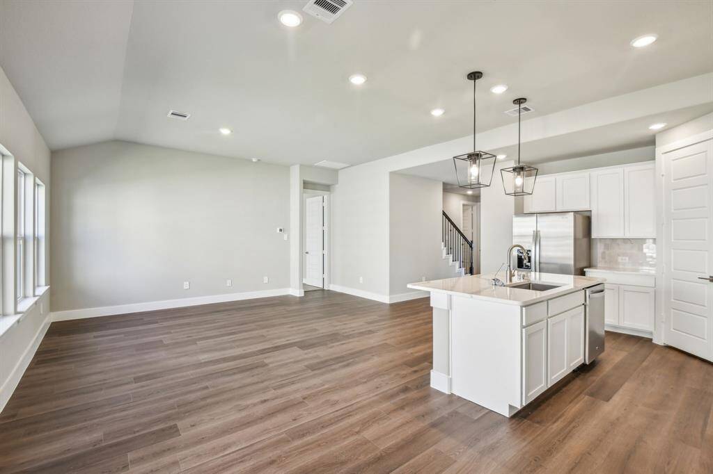 Photo is not of the actual home but is an inspirational photo of builder’s model home and may depict options, furnishings, and/or decorator features that are not included.