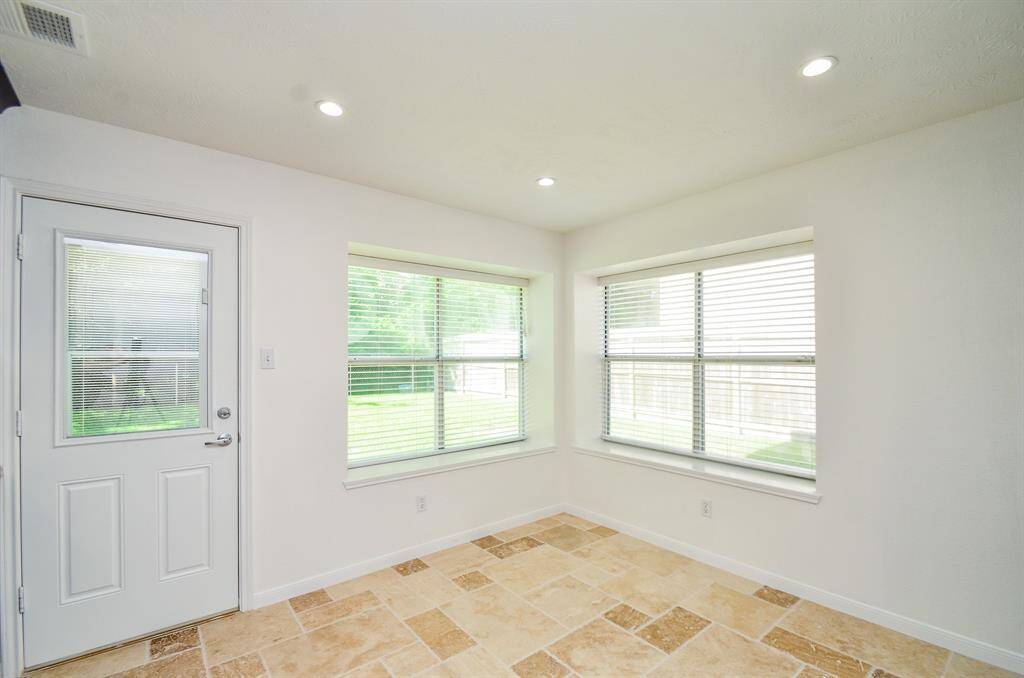 Sunny breakfast room