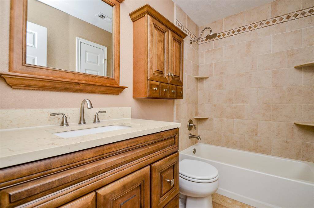 Upstairs bath with combination tub and shower