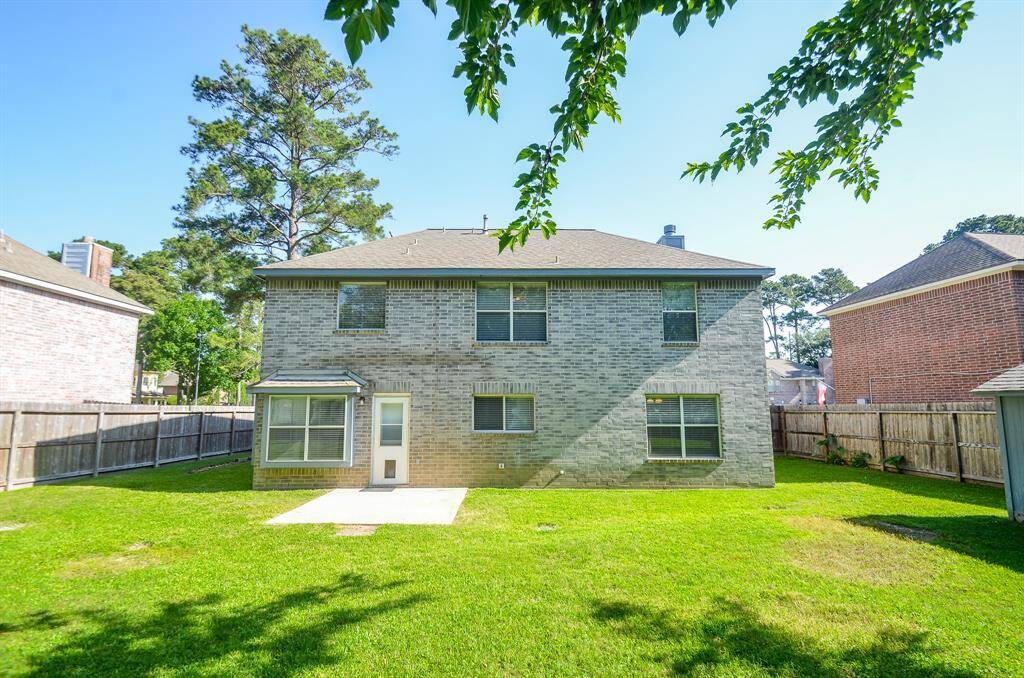 Beautiful backyard with plenty of room for a pool anmd more!