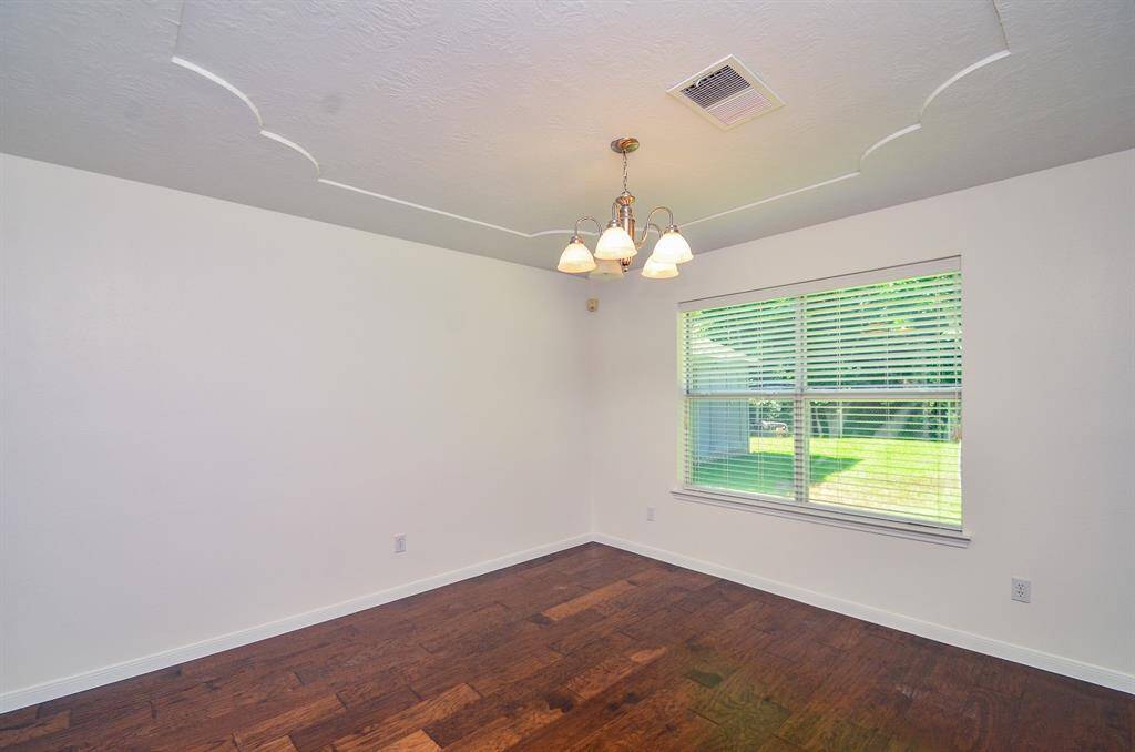 Formal dining room