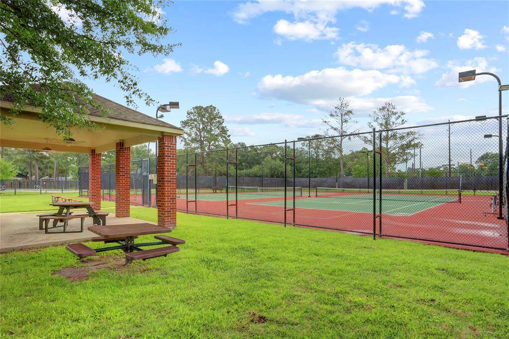 Enjoy a game of tennis or pickleball on well-maintained courts.