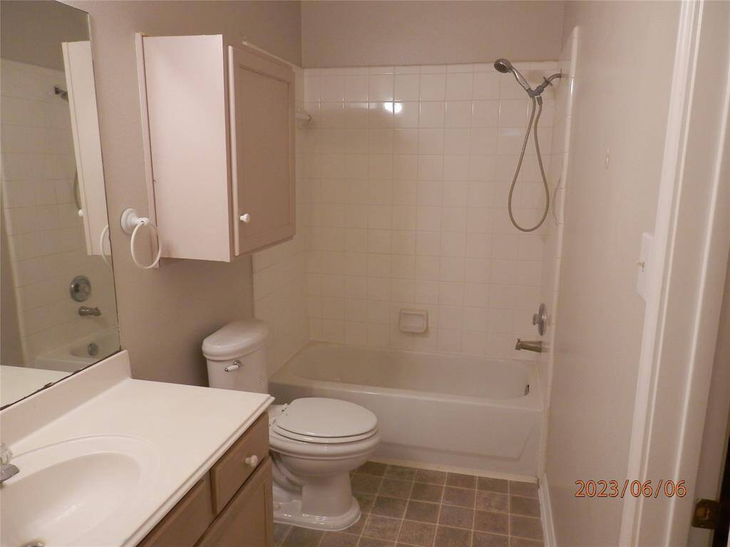 Primary bath