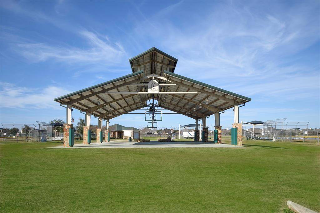 The Baseball Pavilion is surrounded by the baseball fields and has been upgraded to include 3 Pickle Ball Courts for residents to enjoy. Every year this is where the 4th of July Parade is held. The home is conveniently located to the Grand Parkway with quick access to The Woodlands, Spring and Tomball.